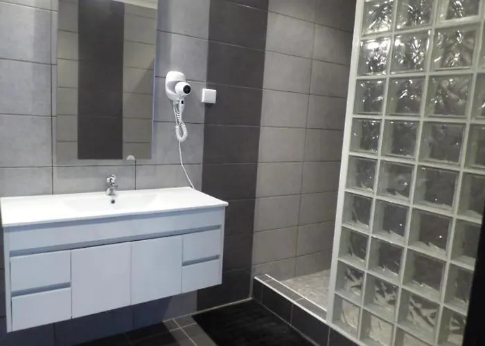 Апартаменти Bay View Old Town *