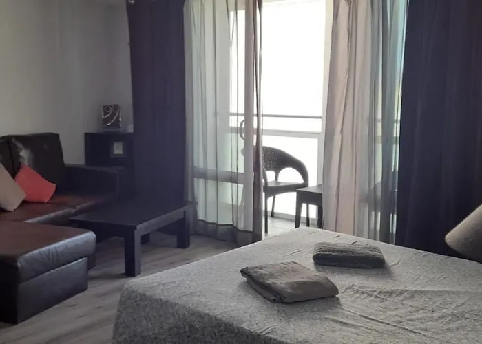 Апартаменти Bay View Old Town